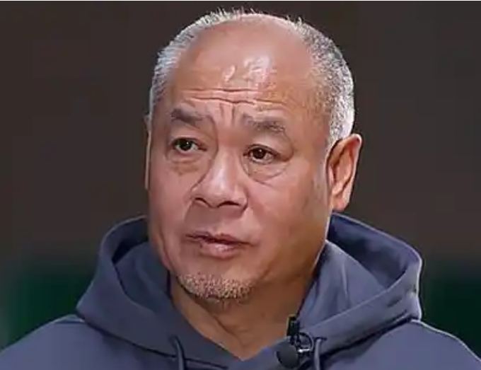 李宁