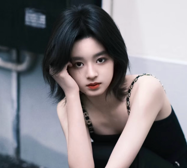 黄杨钿甜