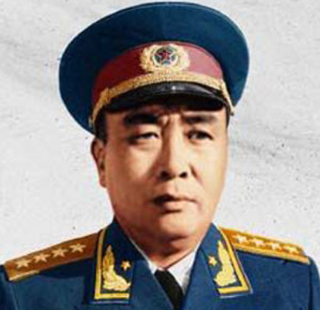 谭政