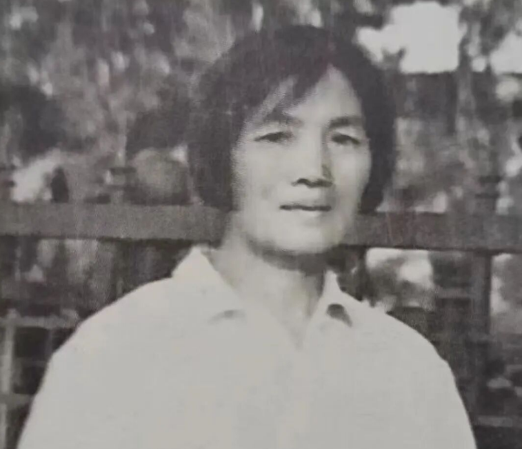 吴兰成